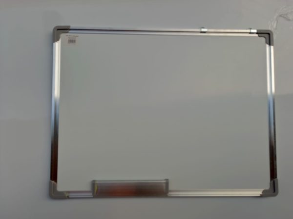 Magnetic White Board 60cm x 45cm (2ft x 1.5ft) - Image 1